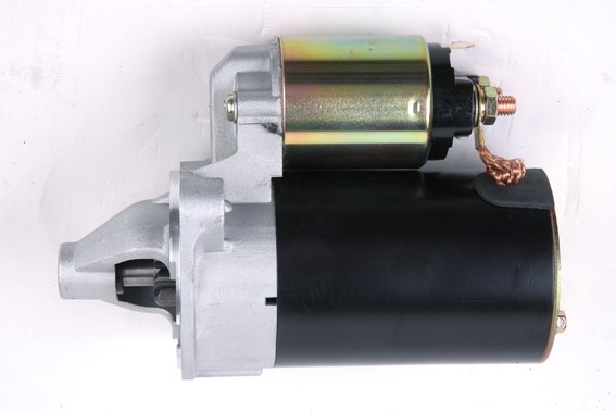 Jeep 牧马人 2010款 3.8L Rubicon 两门版 华腾电机 QDY1102 起动机 电压(V):12V;功率(KW):0.9KW 