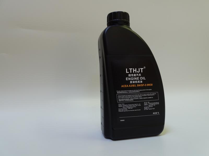 Jeep 自由光(进口) 2014款 2.4L 豪华版(ED6) LTHJT SN/GF-5 0W20 全合成油 机油 机油种类:汽油机机油;机油等级:全合成油;机油粘度:0W20;机油分级:SN/GF-5;容量[L]:1 推荐使用10002机油