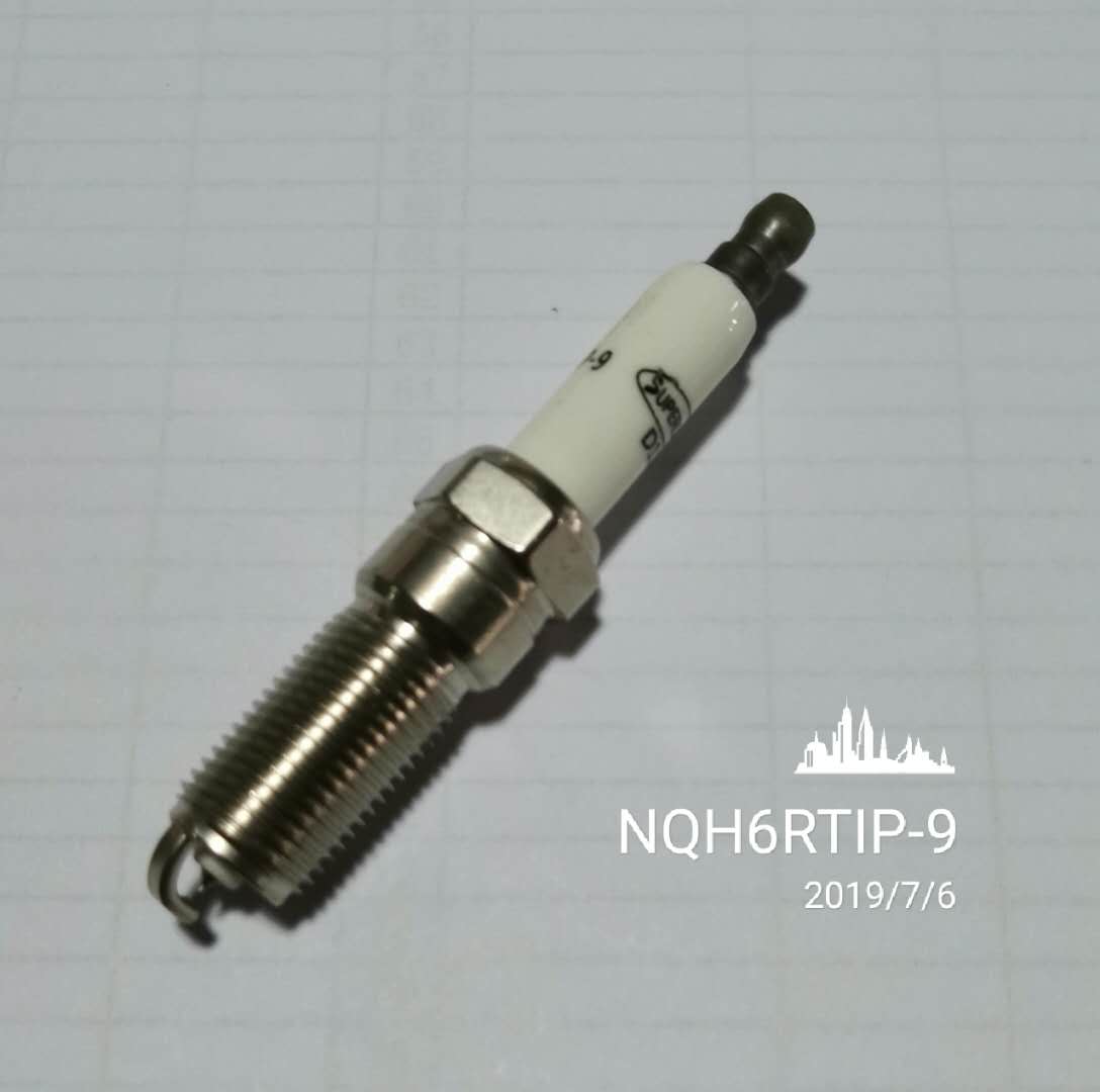 凯迪拉克 XT5 2020款 改款 28T 四驱豪华型(LSY) 超白光 QH6RTIP-9(M45光板)/NQH6RTIP-9(M45) 火花塞 螺纹长度:25;螺纹直径:14;扳手尺寸:16;火花塞材质:铱铂金 