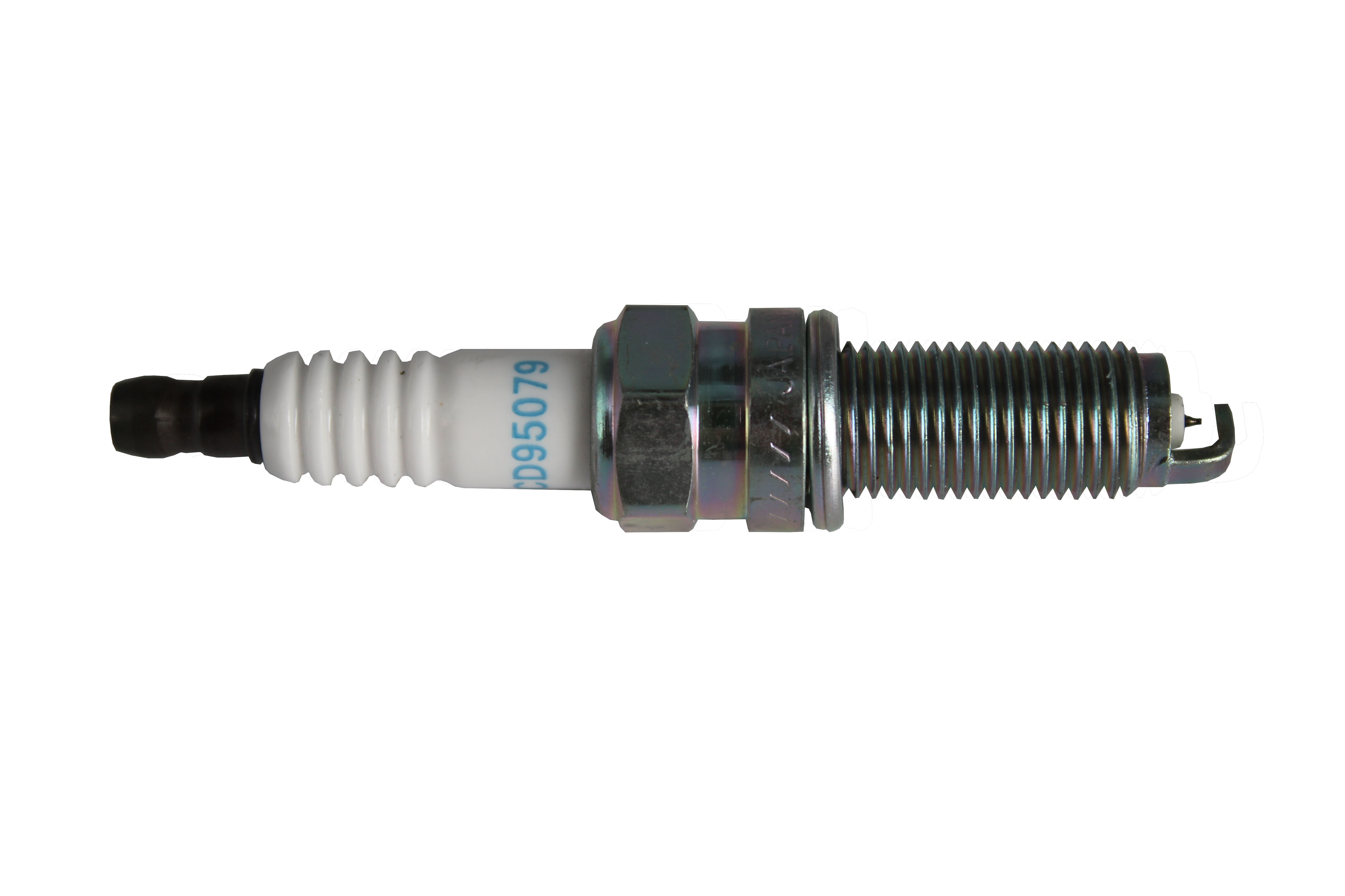 新宝骏 RS-5 2020款 1.5T CVT 24小时在线潮动版(LJ0) 长沙电器 CD95079 火花塞 螺纹长度:26.5;螺纹直径:12;扳手尺寸:16;火花塞材质:铱金 推荐安装扭矩：15~20N·m