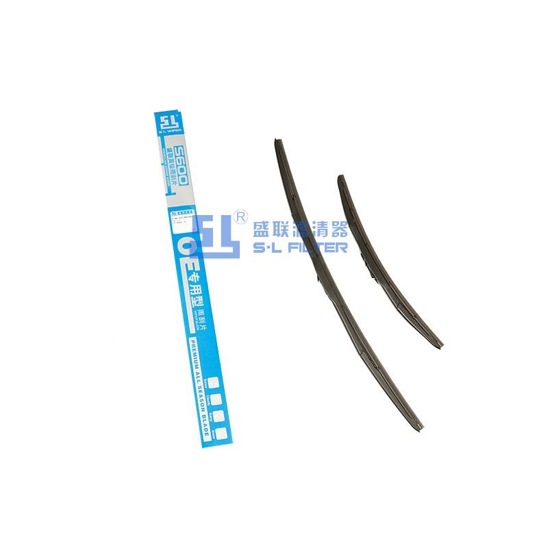 吉利汽车 吉利EC8 2011款 2.4L 自动尊贵版(4G69S4M) 盛联 SLW-S600-2504 后雨刮片 主驾位尺寸:26/650;乘客位尺寸:16/400;产品组合:套装;厂商接口:S11B 