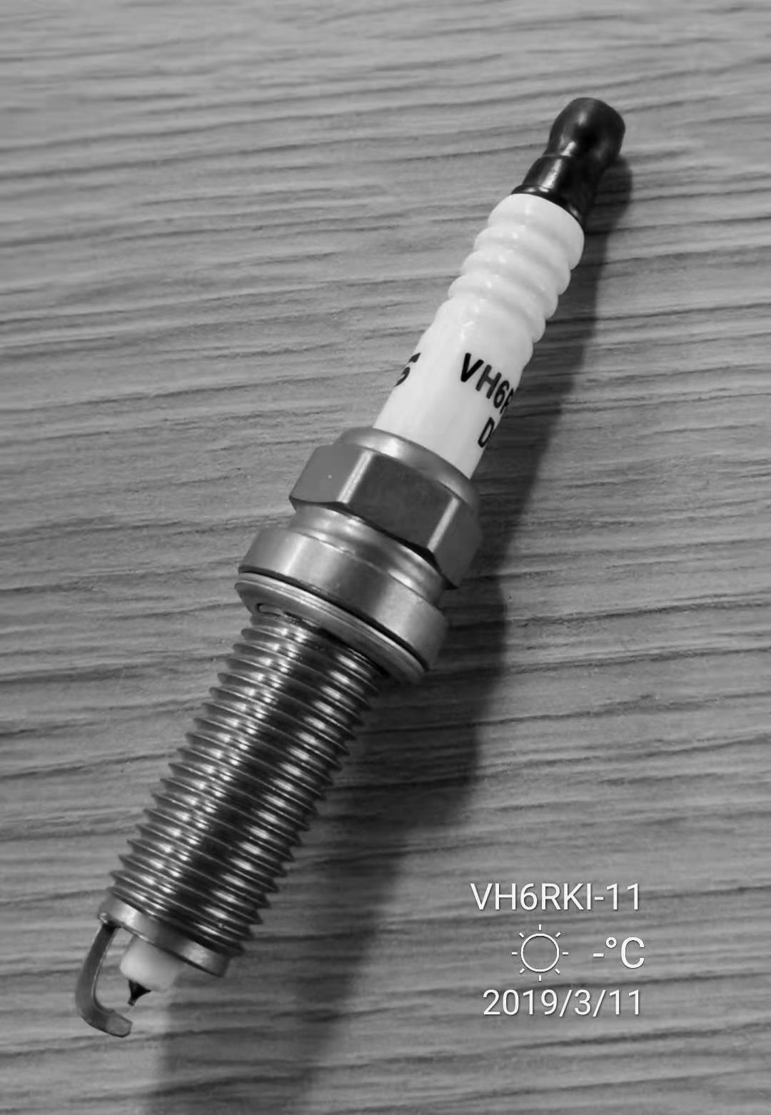 东风风神 东风A9 2016款 1.8T 尊贵型(10UF51 6G01) 元帅 VH6RKI-11(318) 火花塞 螺纹长度:26.5;螺纹直径:12;扳手尺寸:14;火花塞材质:铱金 