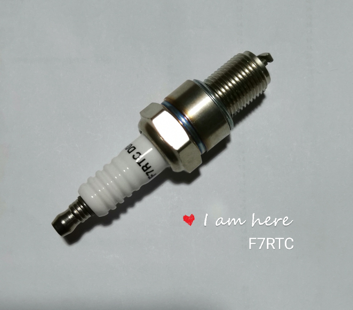 北汽制造 BJ 212 2012款 四驱汽油舒适型(4G20B) 元帅 F7RTC(105) 火花塞 螺纹长度:19;螺纹直径:14;扳手尺寸:20.6;火花塞材质:镍铜电阻 本型号建议1.6L以上使用铱金型号，点火效果更好！