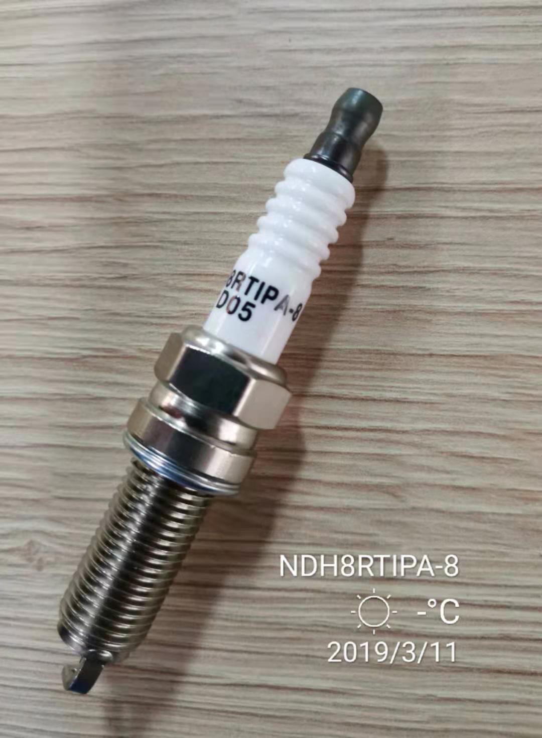 君马汽车 MEET 3 2018款 1.5T CVT旗舰型(4A91T) 元帅 NDH8RTIPA-8(M12) 火花塞 螺纹长度:26.5;螺纹直径:12;扳手尺寸:16;火花塞材质:铱铂金 