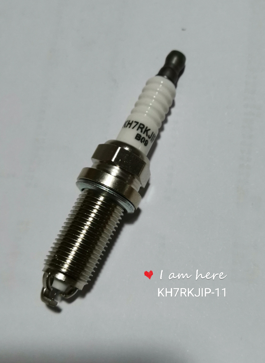 雷克萨斯 GS F 2018款 F 十周年限量版 元帅 KH7RKJIP-11(549) 火花塞 螺纹长度:26.5;螺纹直径:14;扳手尺寸:16;火花塞材质:铱铂金 三级铱铂金材质，点火能力更充足
