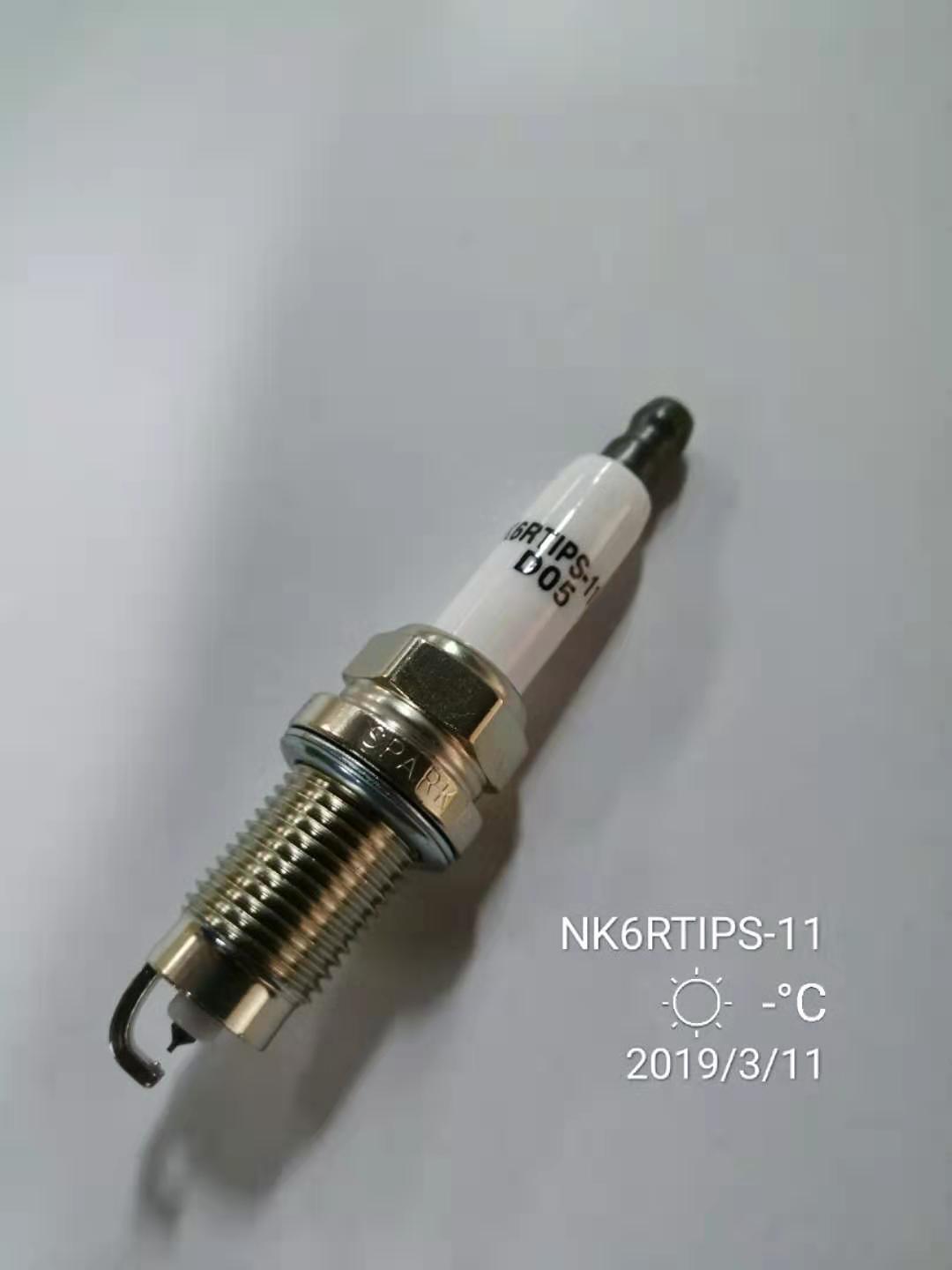 宾利 飞驰 2012款 6.0T 限量版(W72/15) 元帅 NK6RTIPS-11 R1(518)/NK6RTPPS-11 R1 火花塞 螺纹长度:21.5;螺纹直径:14;扳手尺寸:16;火花塞材质:铱铂金 光板瓷件，铁壳空白加长