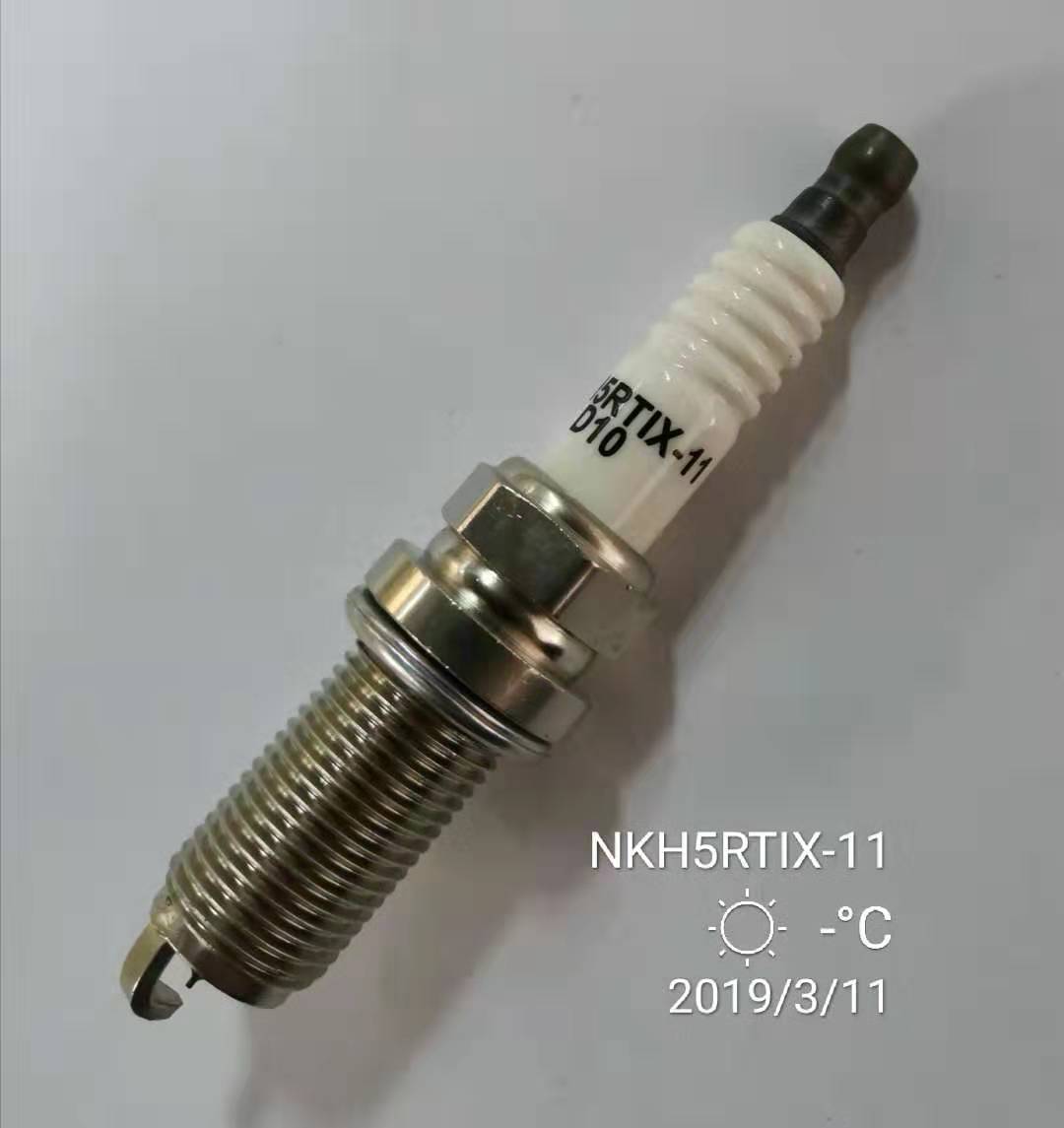 雪铁龙 C3毕加索 2012款 基本型 元帅 NKH5RTIX-11(330)/KH6RTI-11(老型号） 火花塞 螺纹长度:26.5;螺纹直径:14;扳手尺寸:16;火花塞材质:铱金 